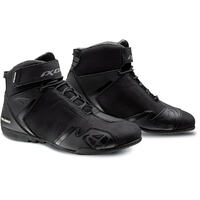Ixon Gambler WP Black Boots