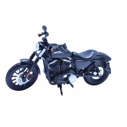 Maisto 1:12 Scale Harley-Davidson Sportster Iron 883 Diecast Model